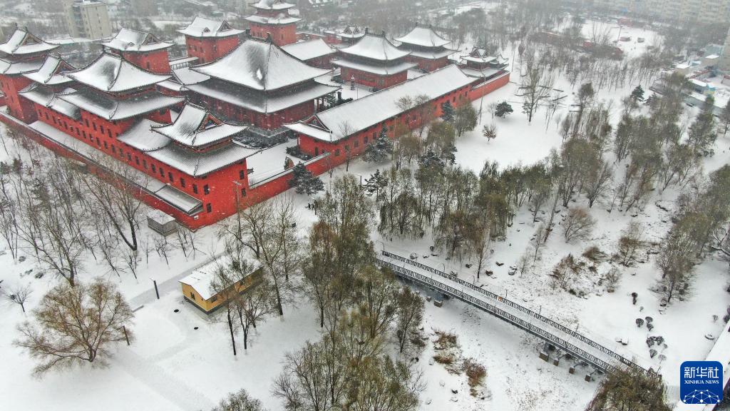 沈阳：“小雪”迎降雪